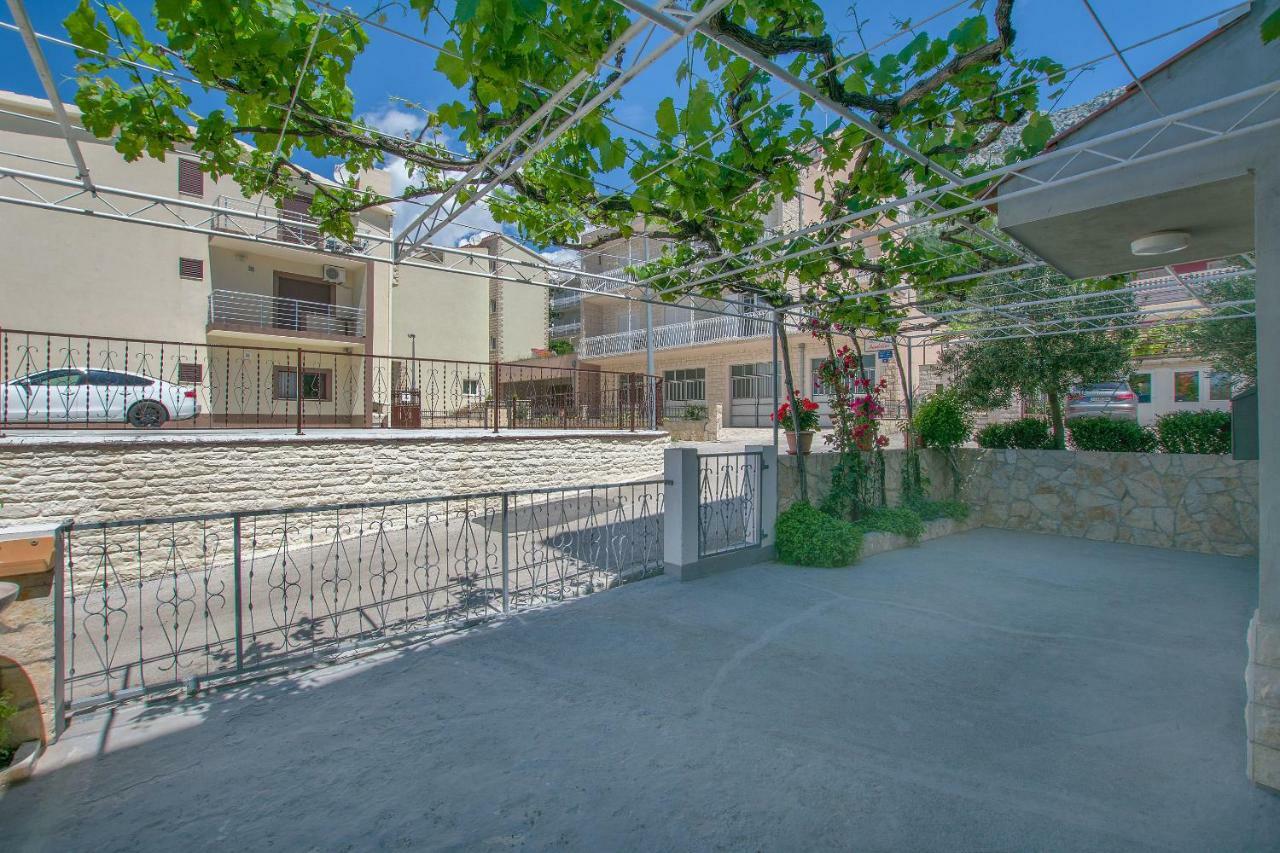 Apartments Kristina Omis Luaran gambar